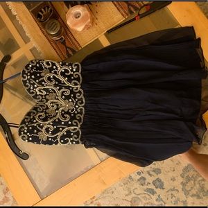 Sean Collection size 6 semi formal dress